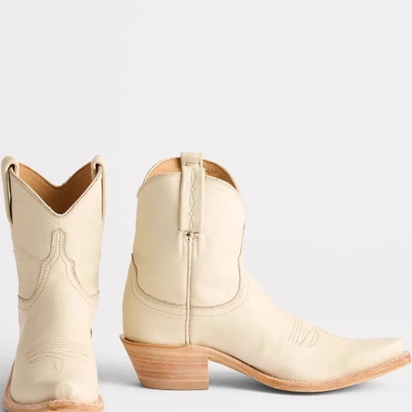 Lucchese Shoes - Lucchese Gaby Cream Western Ankle Boots